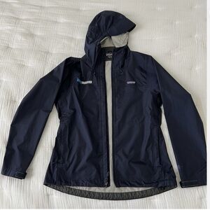 Patagonia Women's Size M Hooded H2No Torrentshell Jacket Company Logo